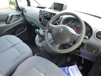USED 2014 14 PEUGEOT PARTNER 1.6 HDi 850 Professional Panel Van 4dr Diesel Manual L1 (132 g/km, 90 bhp) www.suffolkcarcentre.co.uk - Located at Reydon