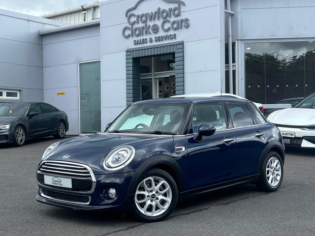 View our MINI Hatch 1.5 Cooper Hatchback 5dr Petrol Manual Euro 6 (s/s) (136 ps)