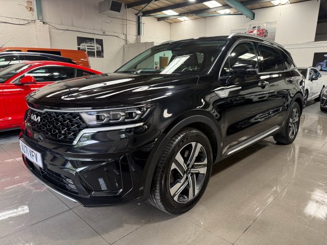 View our KIA SORENTO