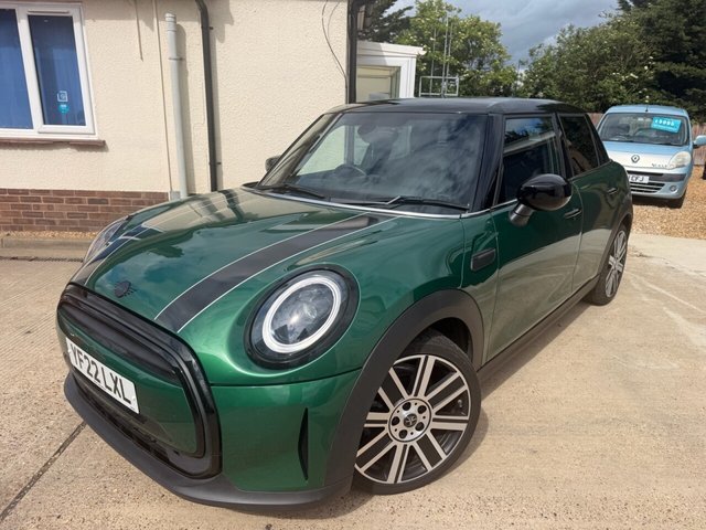 2022 22 MINI HATCH 1.5 Cooper Exclusive Hatchback 5dr Petrol Manual Euro 6 (s/s) (136 ps) 