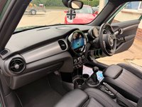 USED 2022 22 MINI HATCH 1.5 Cooper Exclusive Hatchback 5dr Petrol Manual Euro 6 (s/s) (136 ps) 