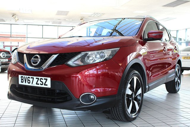 View our NISSAN QASHQAI