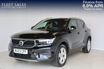 2023 VOLVO XC40