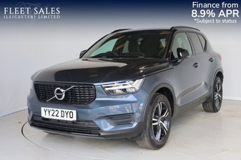 2022 VOLVO XC40