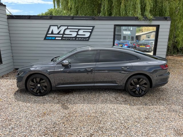 View our VOLKSWAGEN ARTEON