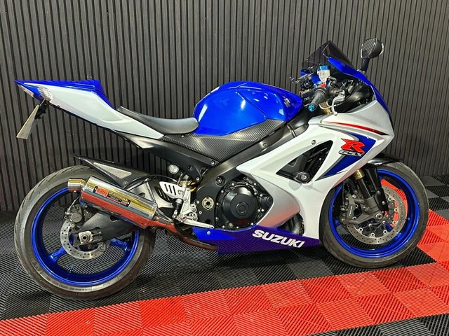 View our SUZUKI GSX-R1000
