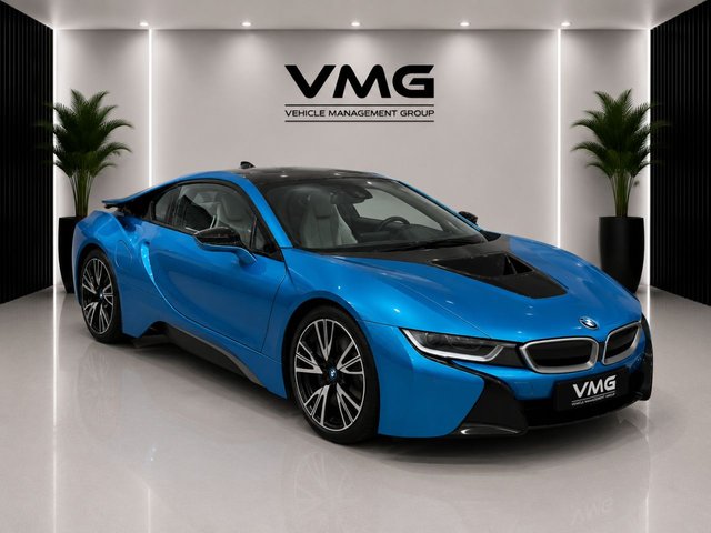 View our BMW I8