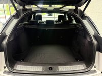 USED 2019 68 LAND ROVER RANGE ROVER VELAR 2.0 D180 R-Dynamic SE SUV 5dr Diesel Auto 4WD Euro 6 (s/s) (180 ps) Leather - 2 Keys - Sat Nav