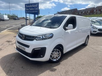 2020 VAUXHALL VIVARO