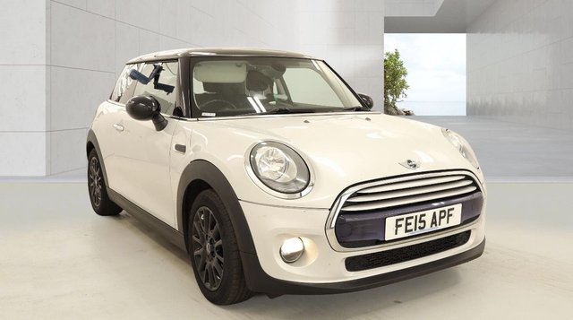 View our MINI Hatch 1.5 Cooper Hatchback 3 Door Petrol Manual Silver Euro 6 Low Tax