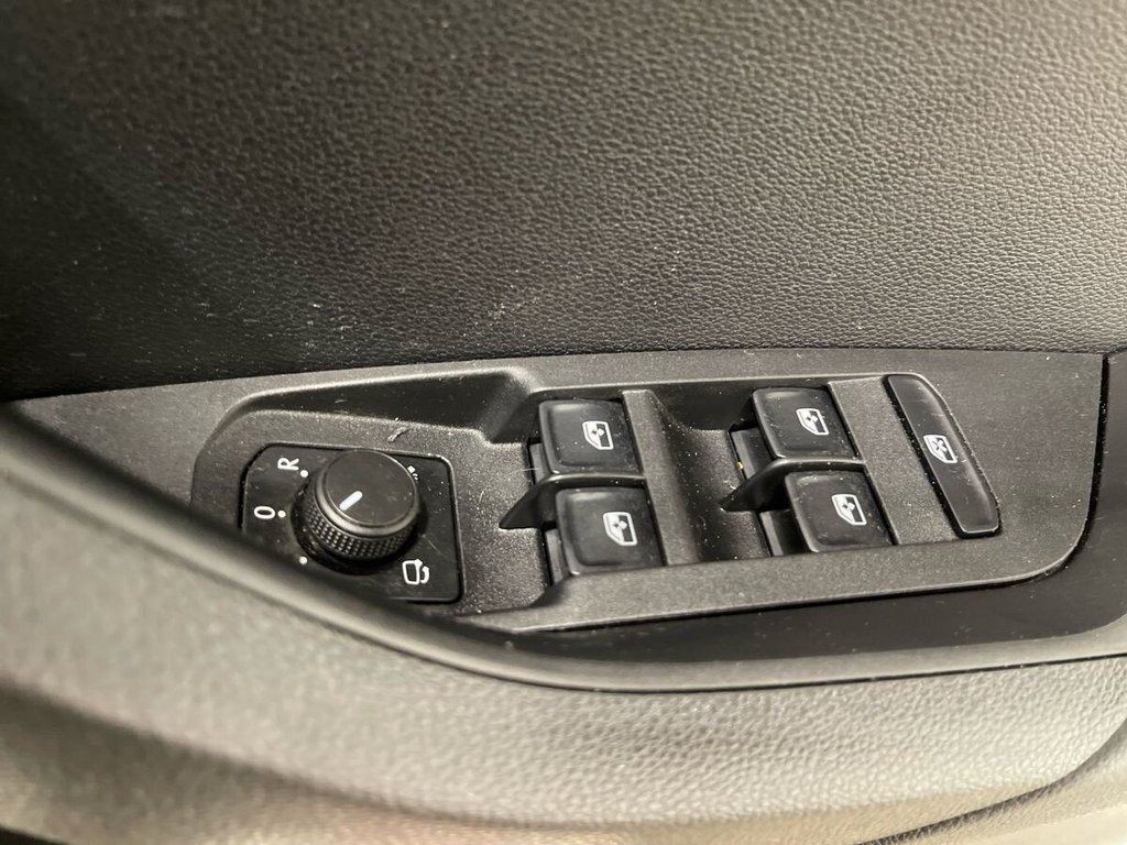 USED 2019 19 SKODA KAROQ 1.5 TSI ACT Scout SUV 5dr Petrol DSG 4WD Euro 6 (s/s) (150 ps) APPLE CAR PLAY AND ANDROID AUTO