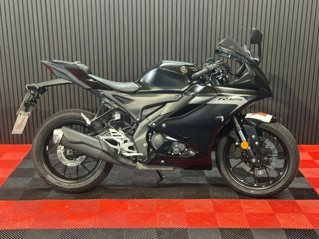 View our YAMAHA R125
