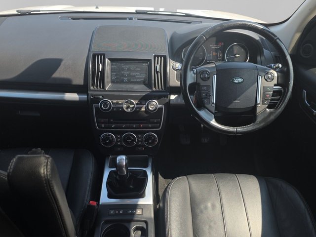View our Land Rover Freelander 2