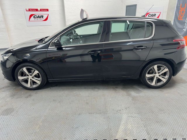 View our PEUGEOT 308