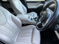 USED 2022 22 BMW X5 3.0 45e 24kWh M Sport SUV 5dr Petrol Plug-in Hybrid Auto xDrive Euro 6 (s/s) (394 ps) M SPORT PRO PACK + AERO BODYKIT + TECH PACK