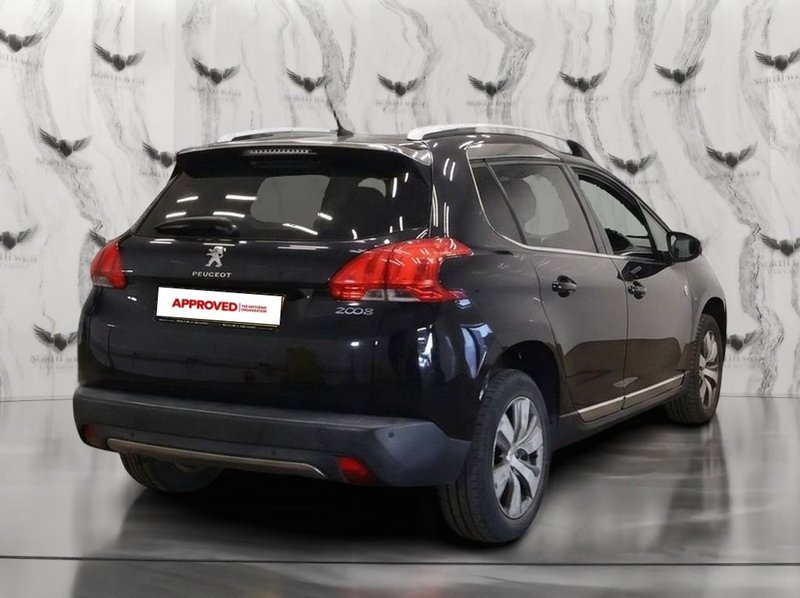 2014 Peugeot 2008 in black — photo 6 of 10
