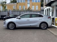 USED 2022 22 HYUNDAI IONIQ 38.3kWh Premium Hatchback 5dr Electric Auto (136 ps) Only 2 Owners From Brand New  |  Set of 2 Keys