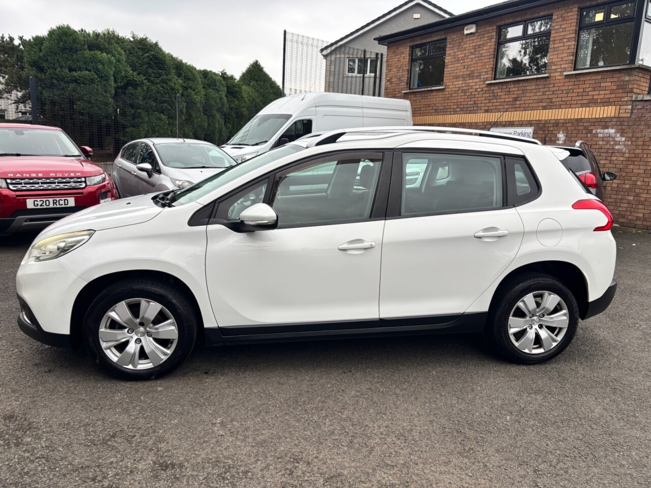 2014 PEUGEOT 1.6 e-HDi Active SUV 5dr Diesel Manual Euro 5 (s/s) (92 ps) - vehicle photo 4 for sale on PureCar