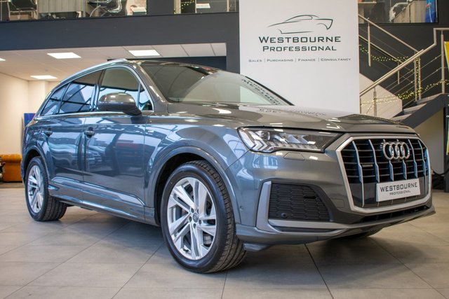 View our AUDI Q7