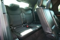 USED 2020 20 LAND ROVER DISCOVERY 3.0 SD V6 HSE SUV 5dr Diesel Auto 4WD Euro 6 (s/s) (306 ps) SANTORINI BLACK METALLIC PAINTWORK + SUNROOF + MERIDIAN + F&R HEATED SEATS + CARPLAY