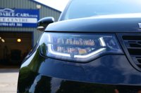 USED 2020 20 LAND ROVER DISCOVERY 3.0 SD V6 HSE SUV 5dr Diesel Auto 4WD Euro 6 (s/s) (306 ps) SANTORINI BLACK METALLIC PAINTWORK + SUNROOF + MERIDIAN + F&R HEATED SEATS + CARPLAY