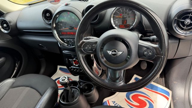 View our MINI COUNTRYMAN