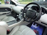 USED 2012 12 LAND ROVER RANGE ROVER EVOQUE 2.2 TD4 Pure SUV 5dr Diesel Manual 4WD Euro 5 (s/s) (150 ps) www.suffolkcarcentre.co.uk - Located at Reydon