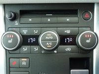 USED 2012 12 LAND ROVER RANGE ROVER EVOQUE 2.2 TD4 Pure SUV 5dr Diesel Manual 4WD Euro 5 (s/s) (150 ps) www.suffolkcarcentre.co.uk - Located at Reydon