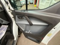 USED 2015 65 FORD TRANSIT CUSTOM 2.2 TDCi 270 ECOnetic Panel Van 5dr Diesel Manual L1 H1 (162 g/km, 98 bhp) 