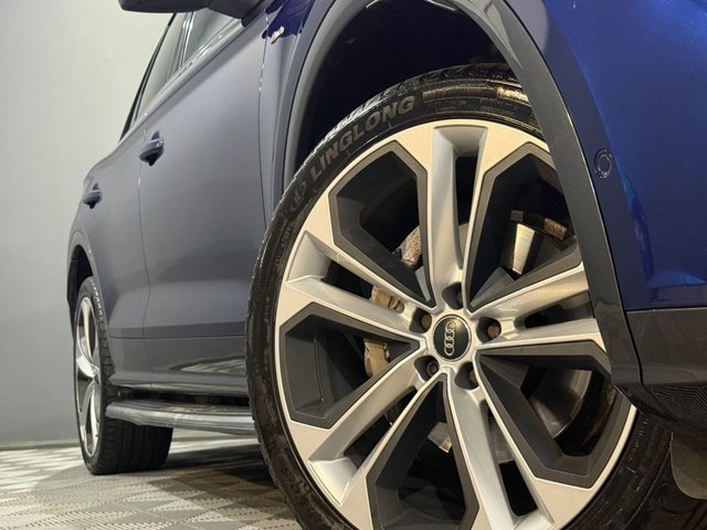View our AUDI Q5