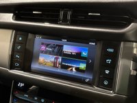 USED 2018 18 JAGUAR XF 2.0d Portfolio Sportbrake 5dr Diesel Auto Euro 6 (s/s) (180 ps) 