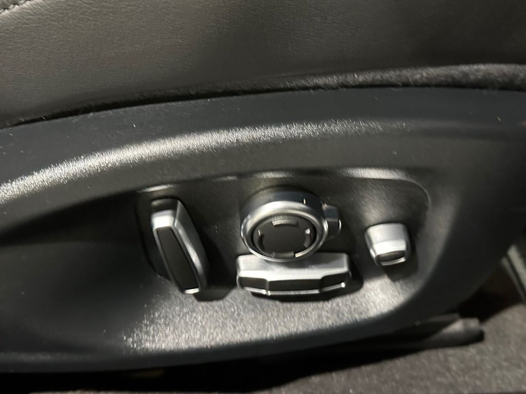 USED 2018 18 JAGUAR XF 2.0d Portfolio Sportbrake 5dr Diesel Auto Euro 6 (s/s) (180 ps) 