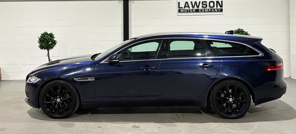 USED 2018 18 JAGUAR XF 2.0d Portfolio Sportbrake 5dr Diesel Auto Euro 6 (s/s) (180 ps) 