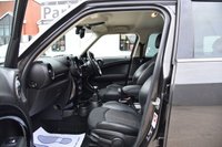 USED 2015 15 MINI COUNTRYMAN 1.6 Cooper D SUV 5dr Diesel Manual Euro 5 (s/s) (112 ps) Full Service History | ULEZ Free | Chili Pack | Chrome Line Exterior | Privacy Glass | 3 Spoke Leather Sterring Wheel | Air Conditioning | Front Armrest | Interior Light Pack | Multifunction Controls for Steering Wheel | Front Sports Seats | Flat Load Floor | MOT Valid (	23/01/2027)