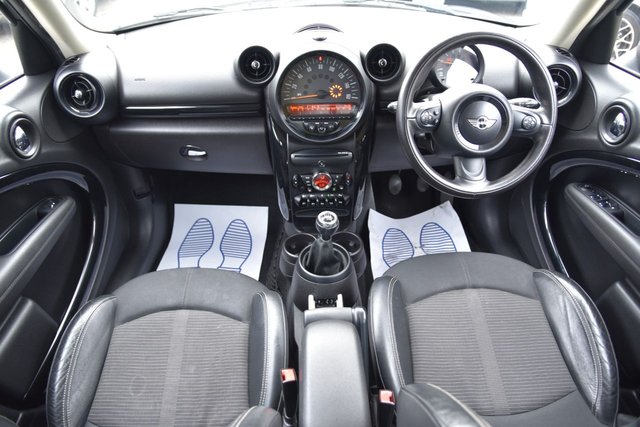 View our MINI COUNTRYMAN