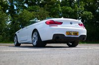 USED 2015 15 BMW 6 SERIES 3.0 640d M Sport Convertible 2dr Diesel Auto Euro 6 (s/s) (313 ps) ALPINE WHITE PAINTWORK + HUD + IVORY LEATHER + HEATED SEATS