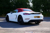 USED 2019 19 PORSCHE 718 BOXSTER 2.0T Convertible 2dr Petrol PDK Euro 6 (s/s) (300 ps) **CAT S**  SOLID WHITE PAINTWORK + RED HEATED SEATS + SPORT EXHAUST