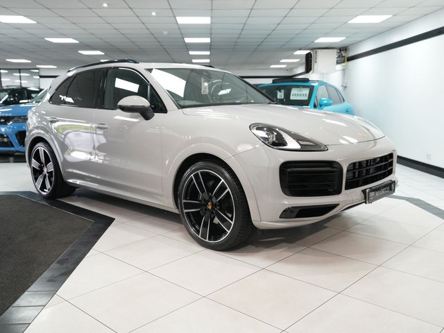 View our Porsche Cayenne 3.0T V6 Platinum Edition SUV 5dr Petrol TiptronicS 4WD Euro 6 (s/s) (340 ps)