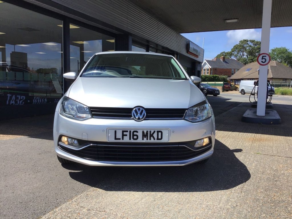USED 2016 16 VOLKSWAGEN POLO 1.2 TSI BlueMotion Tech SE Hatchback 5dr Petrol DSG Euro 6 (s/s) (90 ps) 