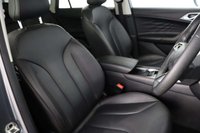 USED 2024 74 MG MG HS 1.5 T-GDI Trophy SUV 5dr Petrol DCT Euro 6 (s/s) (169 ps) 1 OWNER, CAMERA, HEATED SEATS