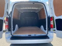 USED 2023 23 VAUXHALL COMBO 2300 CARGO PRO  L2 H1 LWB 1.5 TD 100PS Rare L2 Long Wheelbase High Specification Pro Model With Loads Of Standard Features Including Air Con, Dual Passengers Seat (3 Seater) Twin Side Loading Doors, Rear Camera, Sat Nav & Loads More!