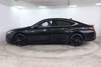 USED 2022 22 LEXUS ES 2.5 300h F Sport E-CVT Euro 6 (s/s) 4dr Sunroof, Reverse Camera,