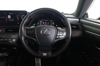 USED 2022 22 LEXUS ES 2.5 300h F Sport E-CVT Euro 6 (s/s) 4dr Sunroof, Reverse Camera,
