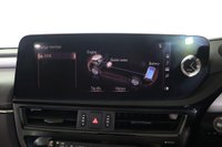 USED 2022 22 LEXUS ES 2.5 300h F Sport E-CVT Euro 6 (s/s) 4dr Sunroof, Reverse Camera,