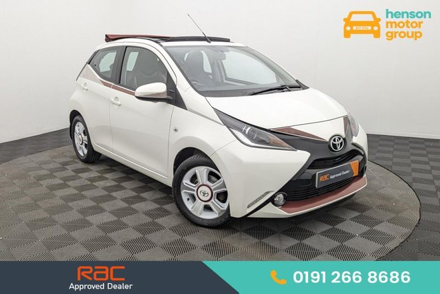 View our Toyota Aygo 1.0 VVT-i x-claim Funroof 5dr Petrol Manual Euro 6 (68 ps)