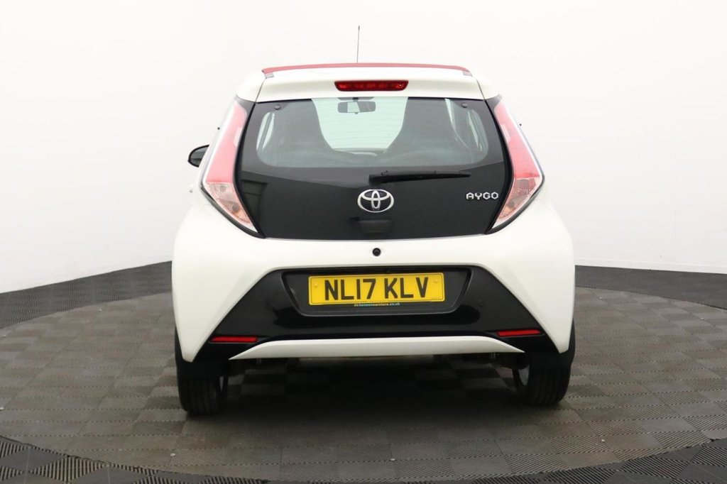 USED 2017 17 TOYOTA AYGO 1.0 VVT-i x-claim Funroof 5dr Petrol Manual Euro 6 (68 ps) Pan Roof, Sat Nav, Cruise