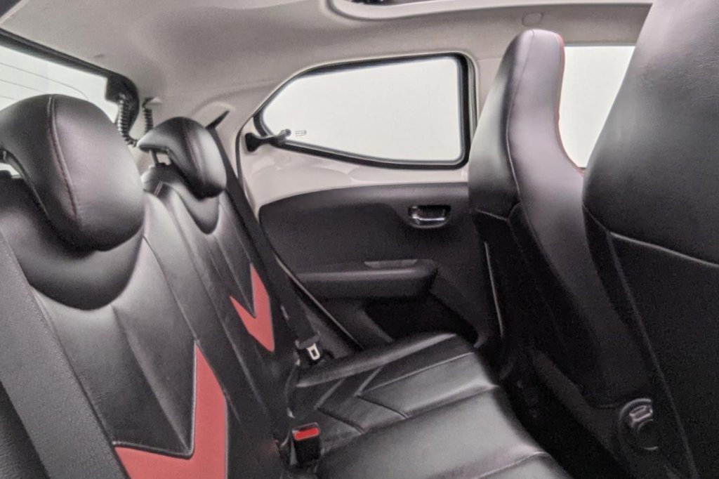 USED 2017 17 TOYOTA AYGO 1.0 VVT-i x-claim Funroof 5dr Petrol Manual Euro 6 (68 ps) Pan Roof, Sat Nav, Cruise