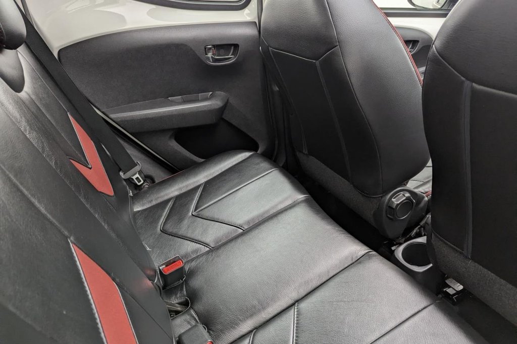 USED 2017 17 TOYOTA AYGO 1.0 VVT-i x-claim Funroof 5dr Petrol Manual Euro 6 (68 ps) Pan Roof, Sat Nav, Cruise