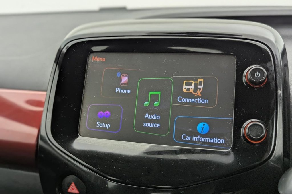 USED 2017 17 TOYOTA AYGO 1.0 VVT-i x-claim Funroof 5dr Petrol Manual Euro 6 (68 ps) Pan Roof, Sat Nav, Cruise