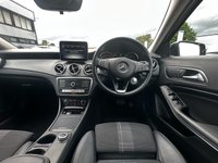 USED 2020 MERCEDES-BENZ 180 1.6 GLA180 GPF Urban Edition SUV 5dr Petrol 7G-DCT Euro 6 (s/s) (122 ps) HEATED SEATS, REVERSING CAMERA, PARKING SENSORS